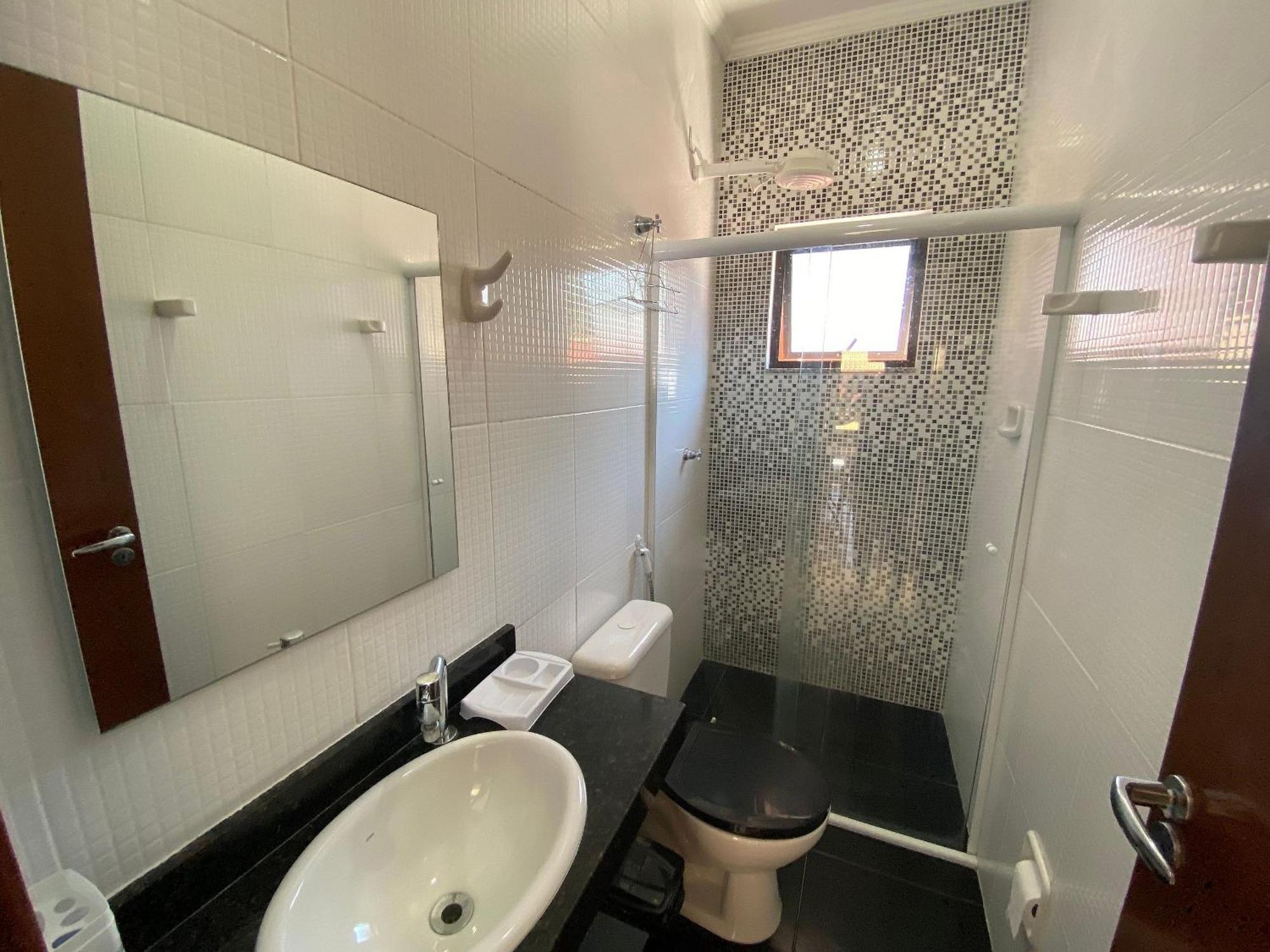 Residencial Porto Di Lazaro Lejlighed Ubatuba Eksteriør billede